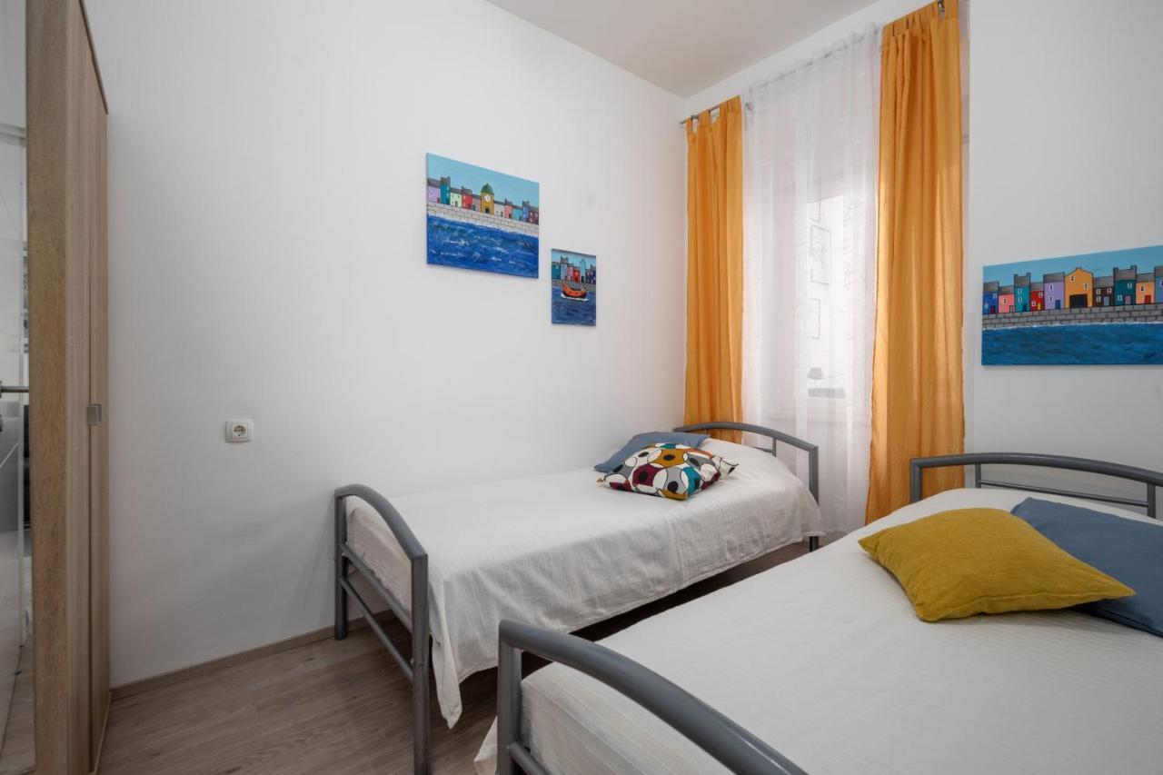 Naval Apartment Rijeka Luaran gambar