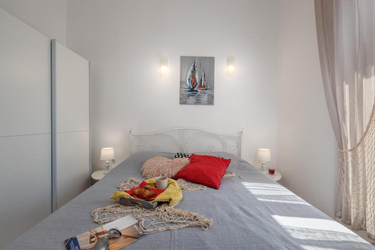 Naval Apartment Rijeka Luaran gambar